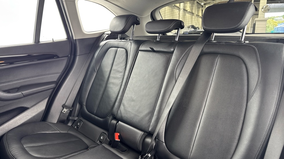 BMW X1 sDrive 20i xLine 5dr Step Auto Petrol Estate - Image 12