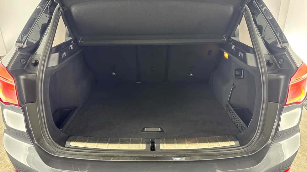 BMW X1 sDrive 20i xLine 5dr Step Auto Petrol Estate - Image 13