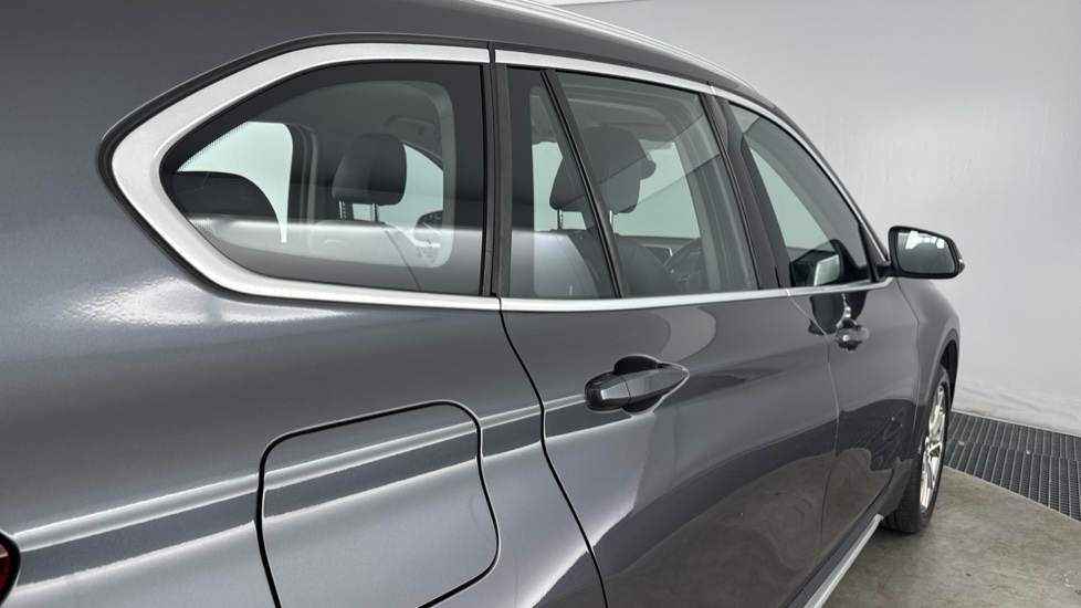 BMW X1 sDrive 20i xLine 5dr Step Auto Petrol Estate - Image 28