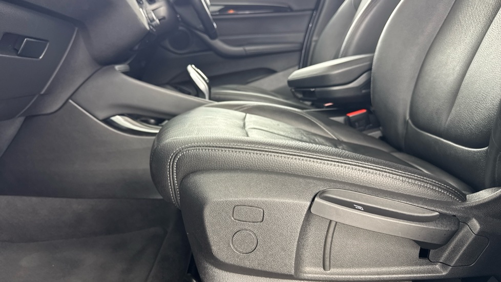 BMW X1 sDrive 20i xLine 5dr Step Auto Petrol Estate - Image 33
