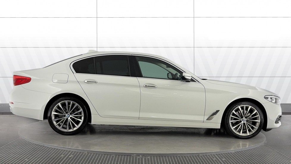 BMW 5 Series 520d SE 4dr Auto Diesel Saloon - Image 3
