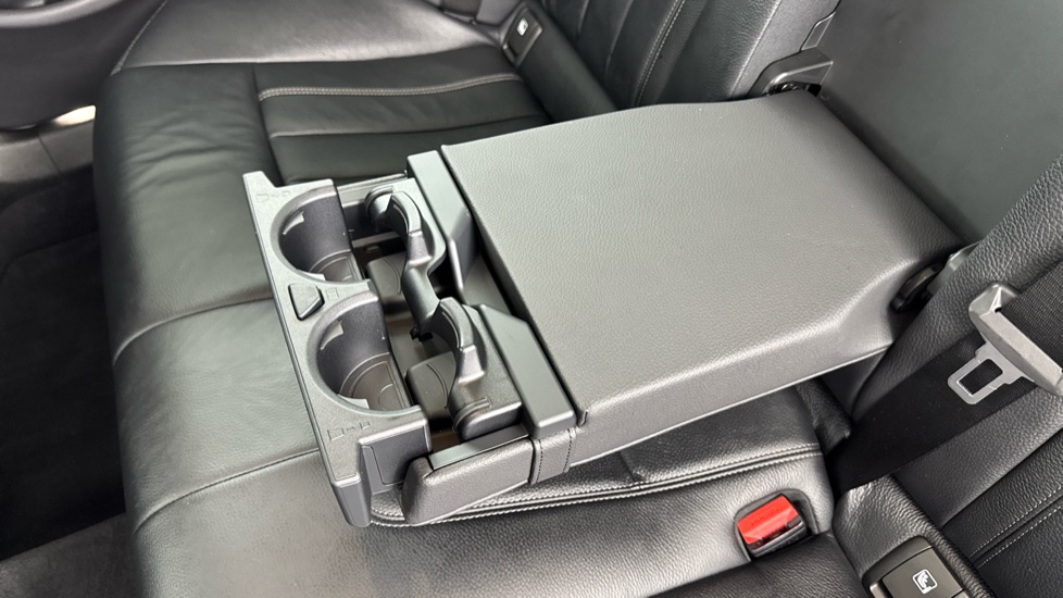 BMW 5 Series 520d SE 4dr Auto Diesel Saloon - Image 39