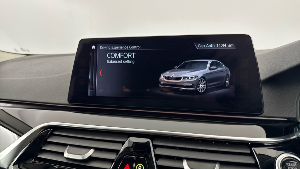BMW 5 Series 520d SE 4dr Auto Diesel Saloon - Image 57