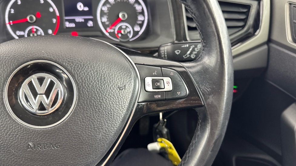 Volkswagen Polo 1.0 TSI 95 SE 5dr Petrol Hatchback - Image 18