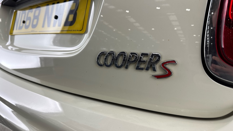 MINI Hatchback 2.0 Cooper S II 5dr Petrol Hatchback - Image 24