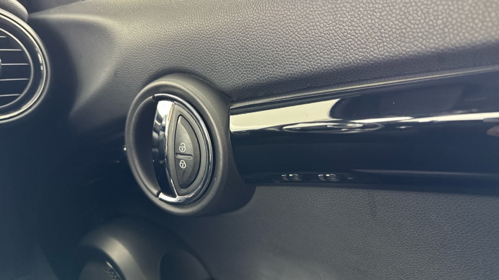 MINI Hatchback 2.0 Cooper S II 5dr Petrol Hatchback - Image 57