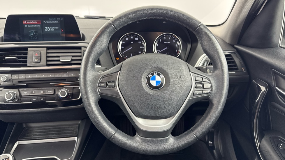 BMW 1 Series 118i [1.5] Sport 5dr [Nav] Petrol Hatchback - Image 5