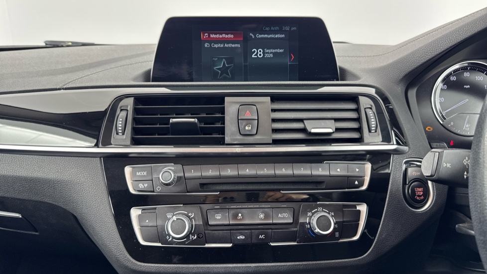 BMW 1 Series 118i [1.5] Sport 5dr [Nav] Petrol Hatchback - Image 8
