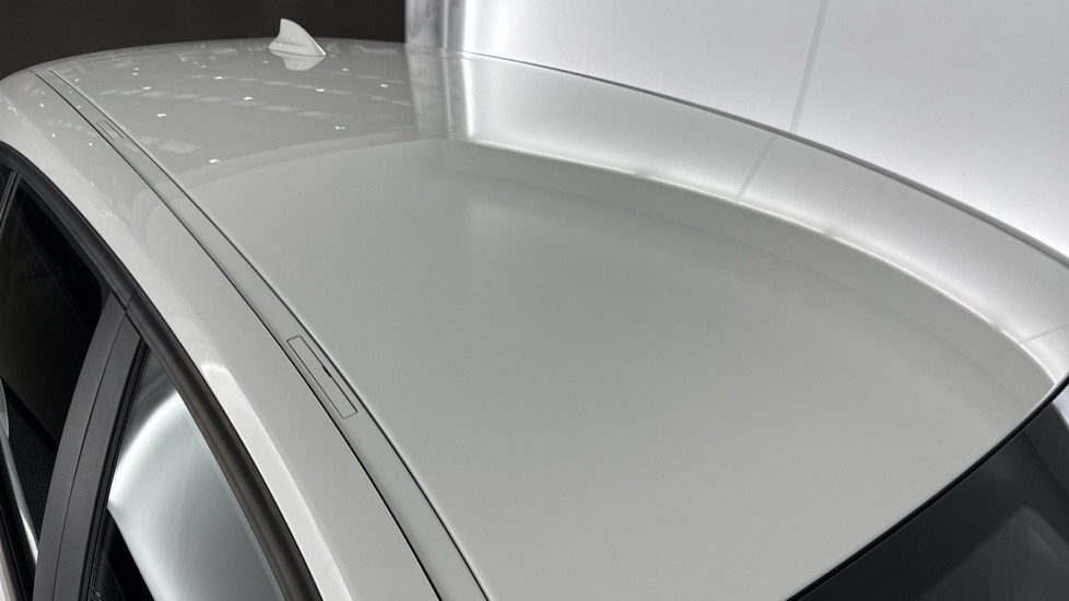 BMW 1 Series 118i [1.5] Sport 5dr [Nav] Petrol Hatchback - Image 21