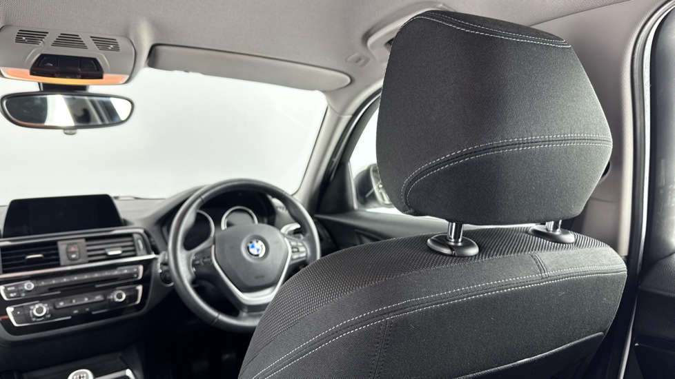 BMW 1 Series 118i [1.5] Sport 5dr [Nav] Petrol Hatchback - Image 38