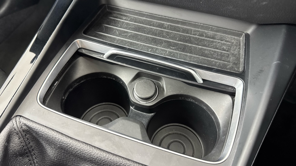 BMW 1 Series 118i [1.5] Sport 5dr [Nav] Petrol Hatchback - Image 44