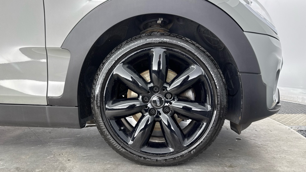 MINI Clubman 2.0 Cooper S 6dr Auto Petrol Estate - Image 14