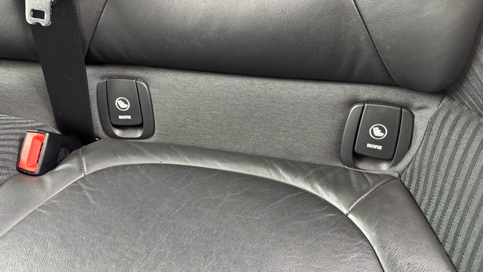 MINI Clubman 2.0 Cooper S 6dr Auto Petrol Estate - Image 38