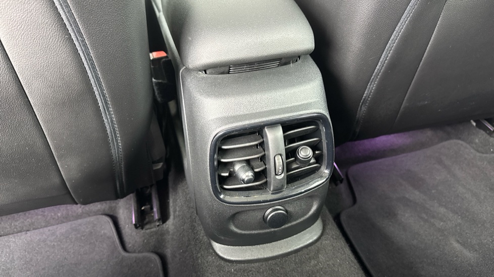 MINI Clubman 2.0 Cooper S 6dr Auto Petrol Estate - Image 40