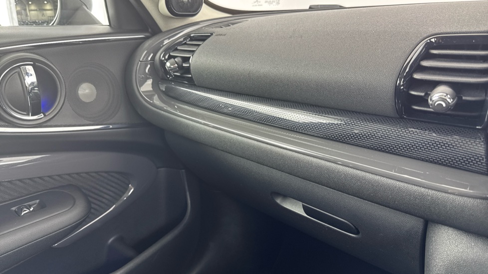 MINI Clubman 2.0 Cooper S 6dr Auto Petrol Estate - Image 48