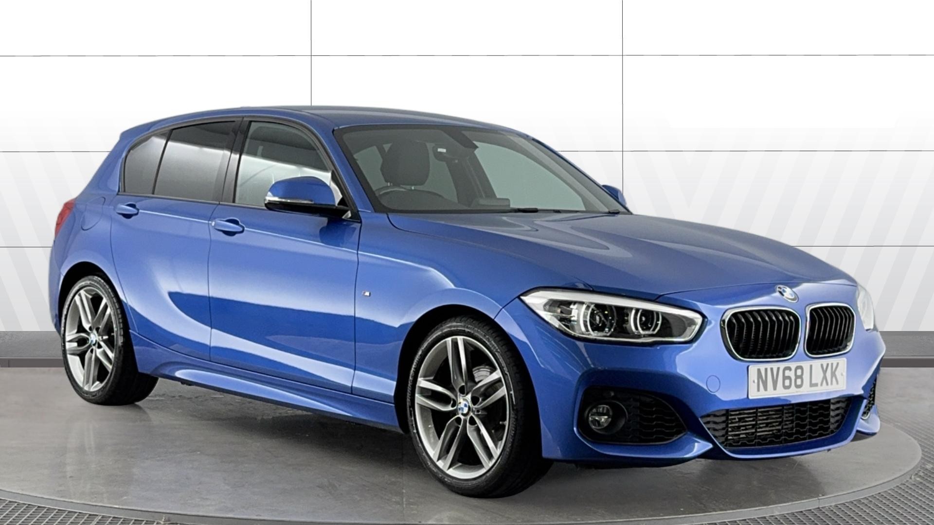BMW 1 Series listing photo