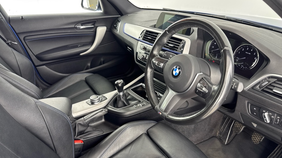 BMW 1 Series 118i [1.5] M Sport 5dr [Nav/Servotronic] Petrol Hatchback - Image 6