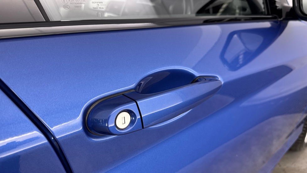 BMW 1 Series 118i [1.5] M Sport 5dr [Nav/Servotronic] Petrol Hatchback - Image 27