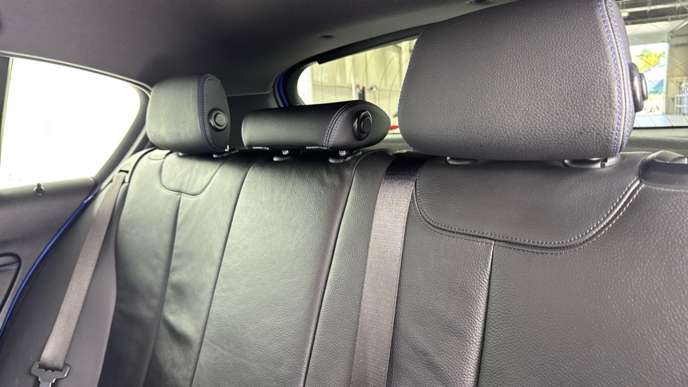 BMW 1 Series 118i [1.5] M Sport 5dr [Nav/Servotronic] Petrol Hatchback - Image 37