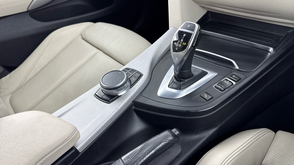 BMW 4 Series 420d [190] M Sport 5dr Auto [Professional Media] Diesel Hatchback - Image 10
