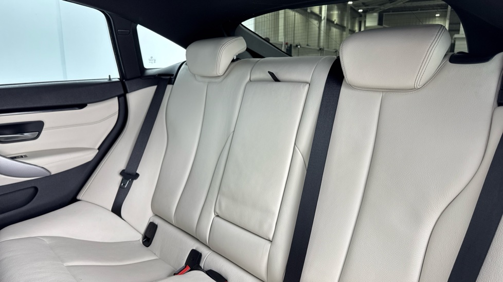 BMW 4 Series 420d [190] M Sport 5dr Auto [Professional Media] Diesel Hatchback - Image 12