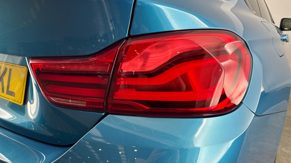 BMW 4 Series 420d [190] M Sport 5dr Auto [Professional Media] Diesel Hatchback - Image 22