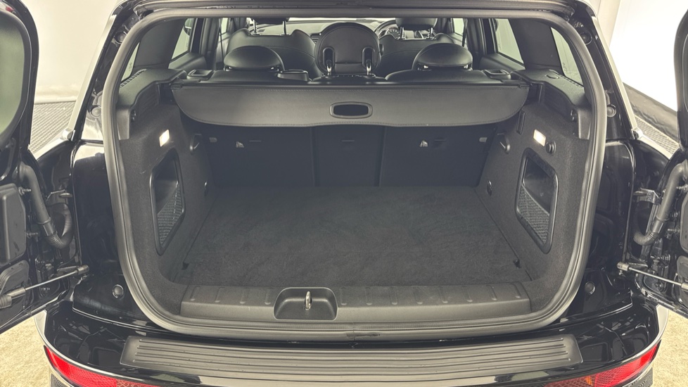 MINI Clubman 2.0 John Cooper Works ALL4 6dr Petrol Estate - Image 13
