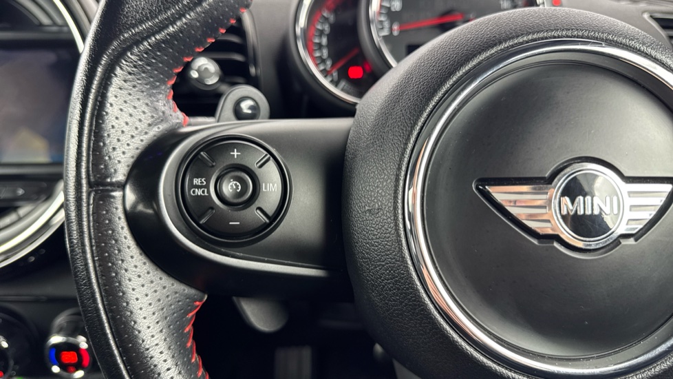 MINI Clubman 2.0 John Cooper Works ALL4 6dr Petrol Estate - Image 17