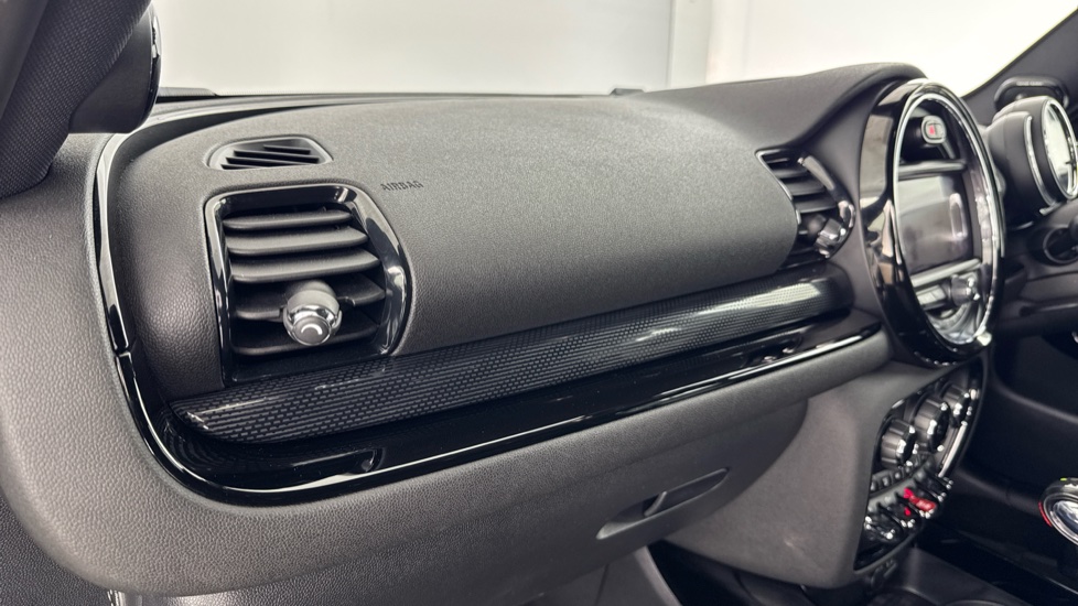 MINI Clubman 2.0 John Cooper Works ALL4 6dr Petrol Estate - Image 36