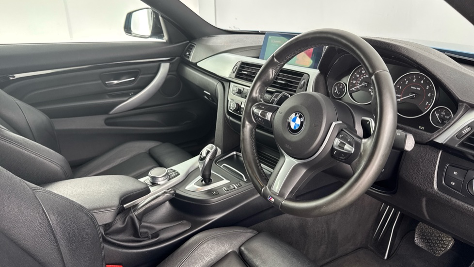BMW 4 Series 420i xDrive M Sport 2dr Auto [Professional Media] Petrol Coupe - Image 6