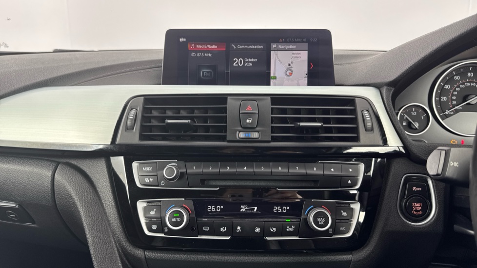 BMW 4 Series 420i xDrive M Sport 2dr Auto [Professional Media] Petrol Coupe - Image 8