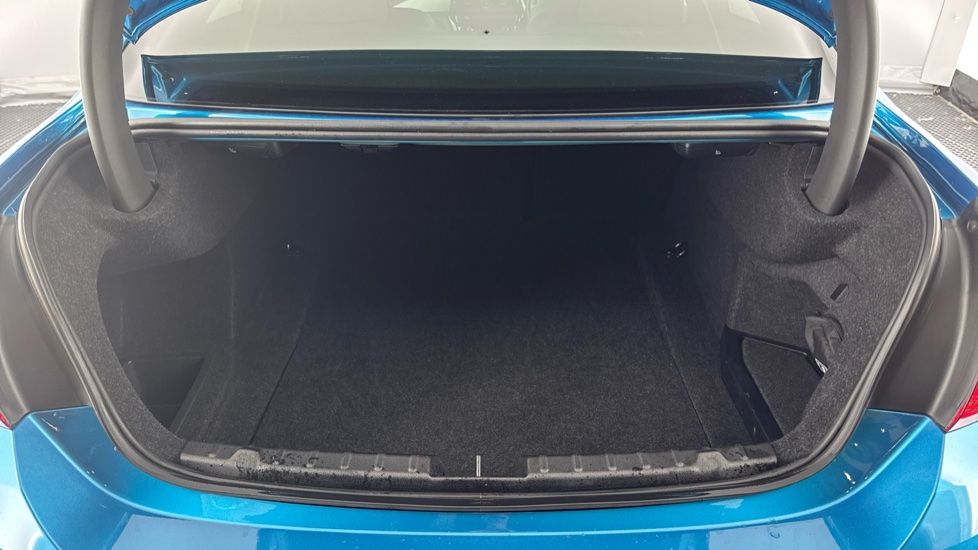 BMW 4 Series 420i xDrive M Sport 2dr Auto [Professional Media] Petrol Coupe - Image 13