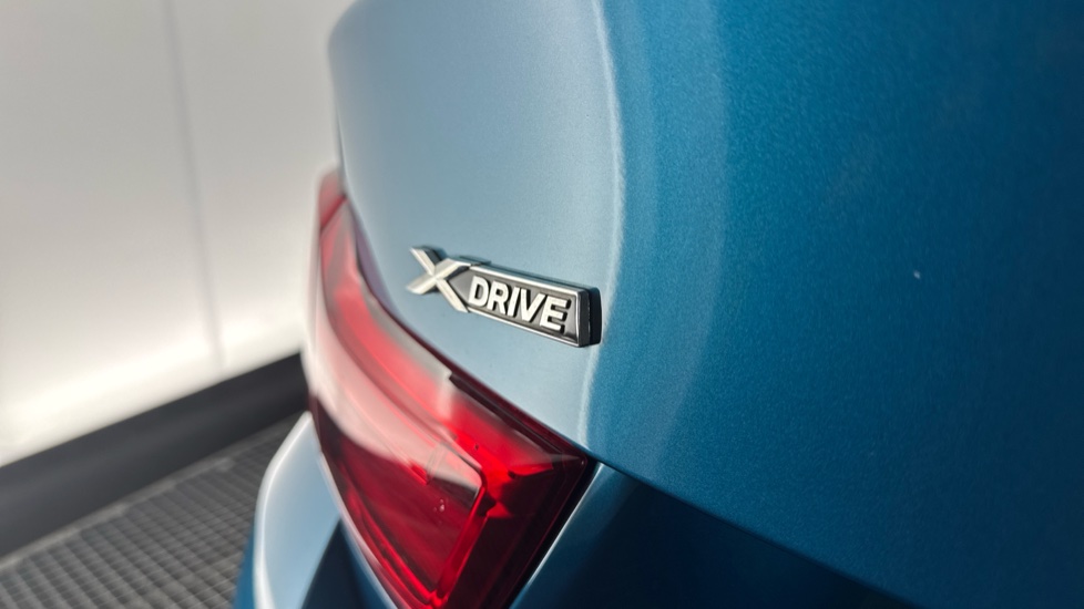 BMW 4 Series 420i xDrive M Sport 2dr Auto [Professional Media] Petrol Coupe - Image 25
