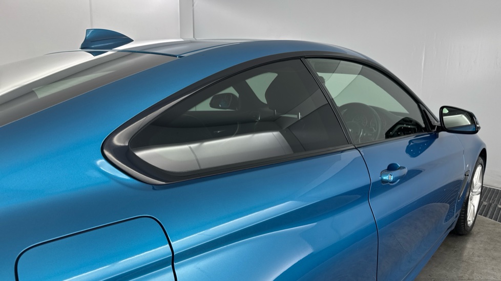 BMW 4 Series 420i xDrive M Sport 2dr Auto [Professional Media] Petrol Coupe - Image 27