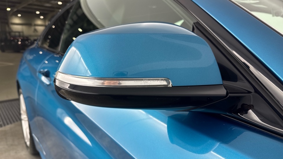 BMW 4 Series 420i xDrive M Sport 2dr Auto [Professional Media] Petrol Coupe - Image 29