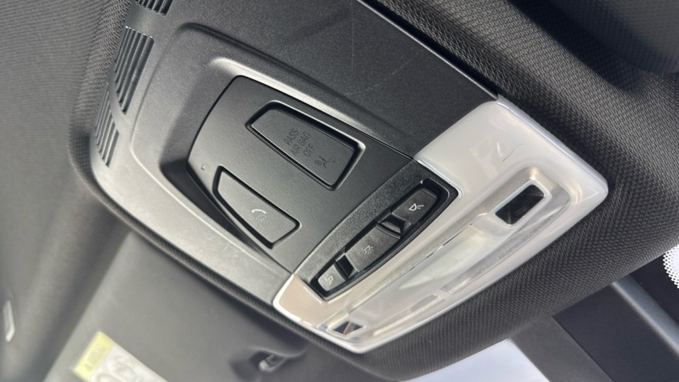 BMW 4 Series 420i xDrive M Sport 2dr Auto [Professional Media] Petrol Coupe - Image 47