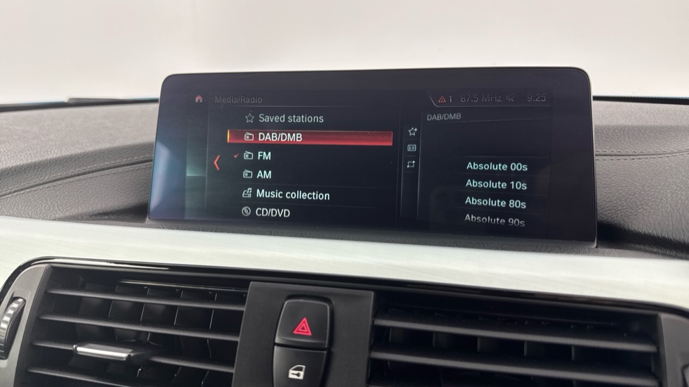 BMW 4 Series 420i xDrive M Sport 2dr Auto [Professional Media] Petrol Coupe - Image 50