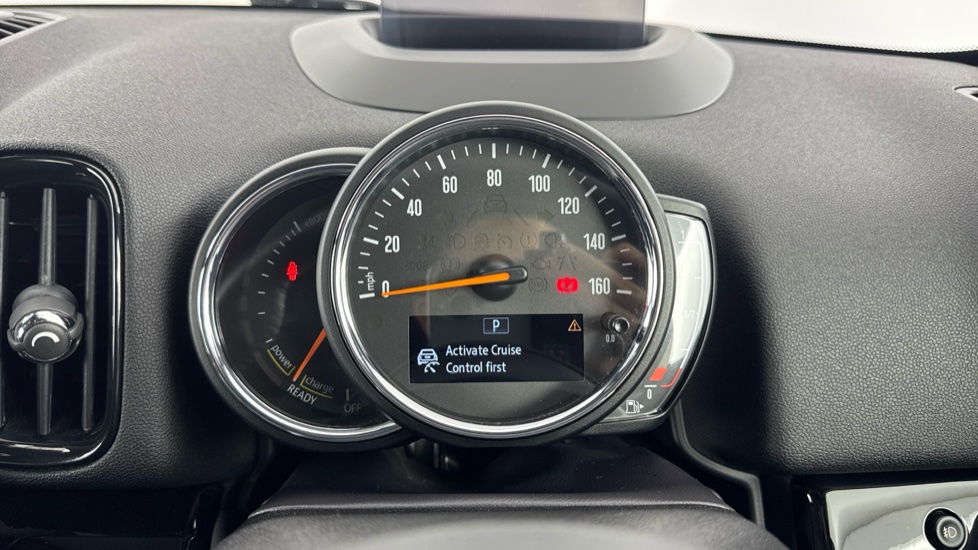 MINI Countryman 1.5 Cooper S E ALL4 PHEV 5dr Auto [Chili/Media XL] Hatchback - Image 9