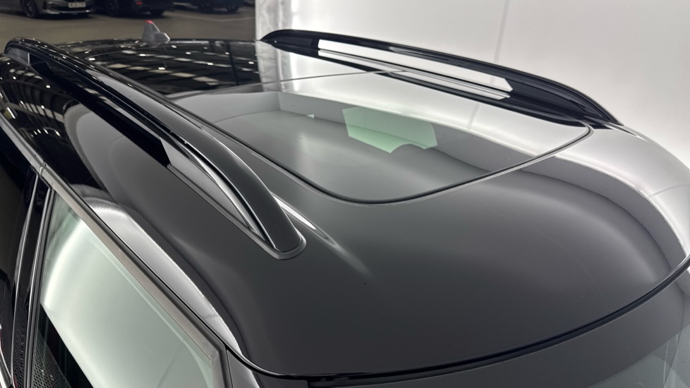 MINI Countryman 1.5 Cooper S E ALL4 PHEV 5dr Auto [Chili/Media XL] Hatchback - Image 21