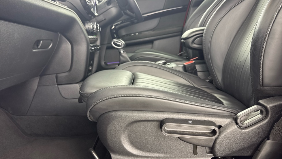 MINI Countryman 1.5 Cooper S E ALL4 PHEV 5dr Auto [Chili/Media XL] Hatchback - Image 38
