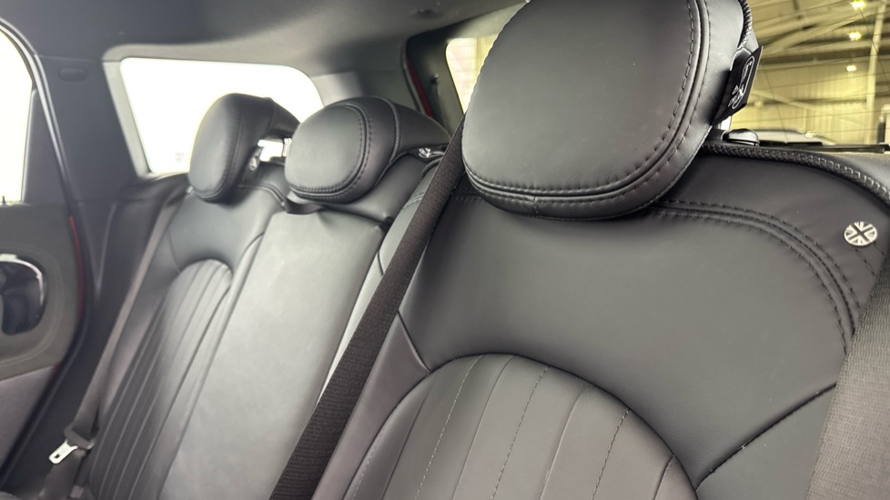 MINI Countryman 1.5 Cooper S E ALL4 PHEV 5dr Auto [Chili/Media XL] Hatchback - Image 43