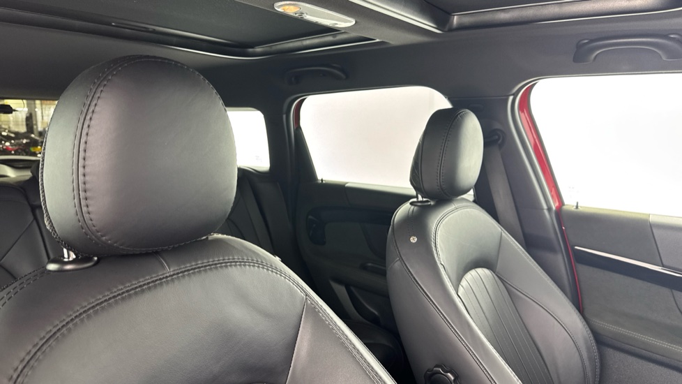 MINI Countryman 1.5 Cooper S E ALL4 PHEV 5dr Auto [Chili/Media XL] Hatchback - Image 49