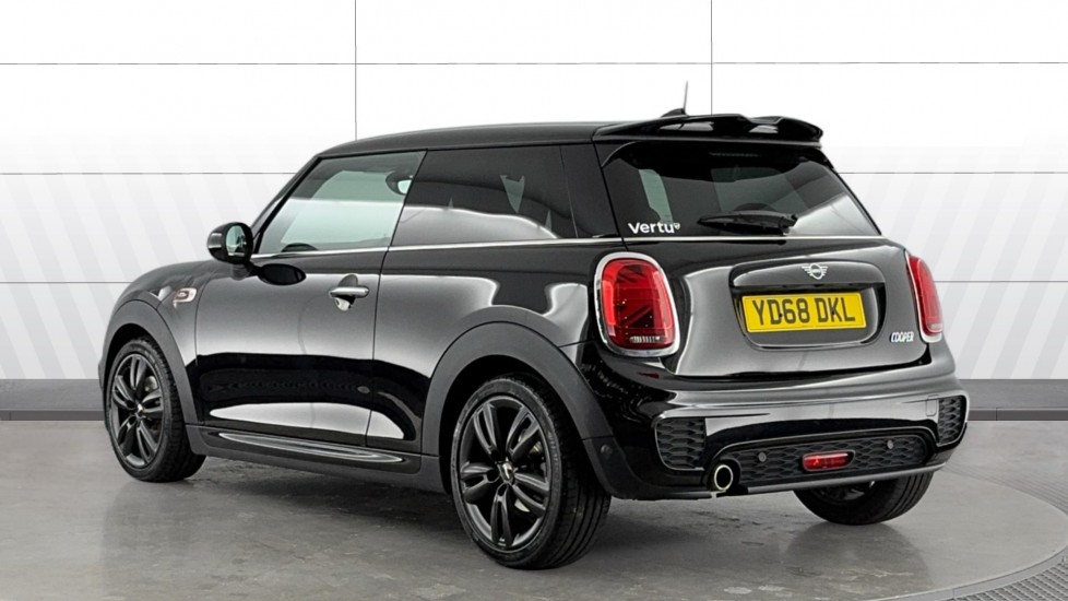 MINI Hatchback 1.5 Cooper II 3dr Auto Petrol Hatchback - Image 2