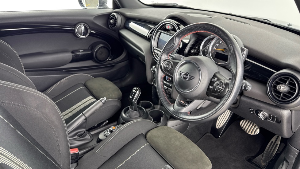 MINI Hatchback 1.5 Cooper II 3dr Auto Petrol Hatchback - Image 6
