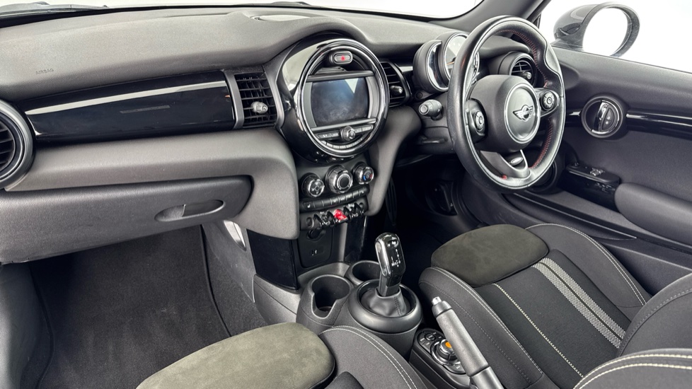 MINI Hatchback 1.5 Cooper II 3dr Auto Petrol Hatchback - Image 7