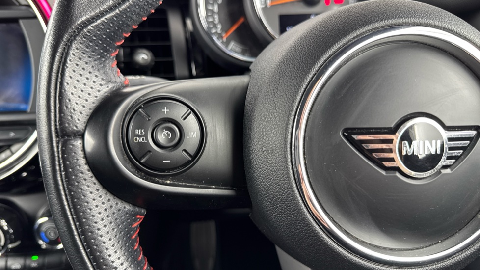 MINI Hatchback 1.5 Cooper II 3dr Auto Petrol Hatchback - Image 17