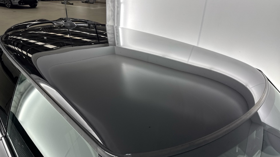 MINI Hatchback 1.5 Cooper II 3dr Auto Petrol Hatchback - Image 21