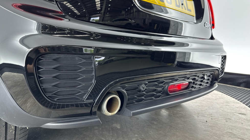 MINI Hatchback 1.5 Cooper II 3dr Auto Petrol Hatchback - Image 25