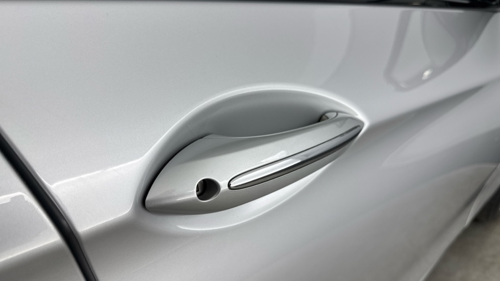 BMW 5 Series 535d M Sport 5dr Step Auto Diesel Estate - Image 29