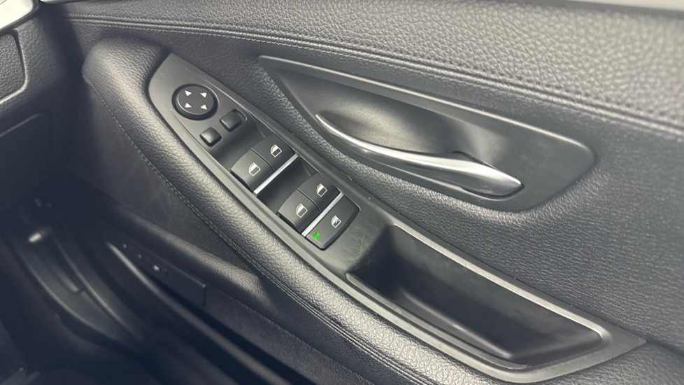 BMW 5 Series 535d M Sport 5dr Step Auto Diesel Estate - Image 54